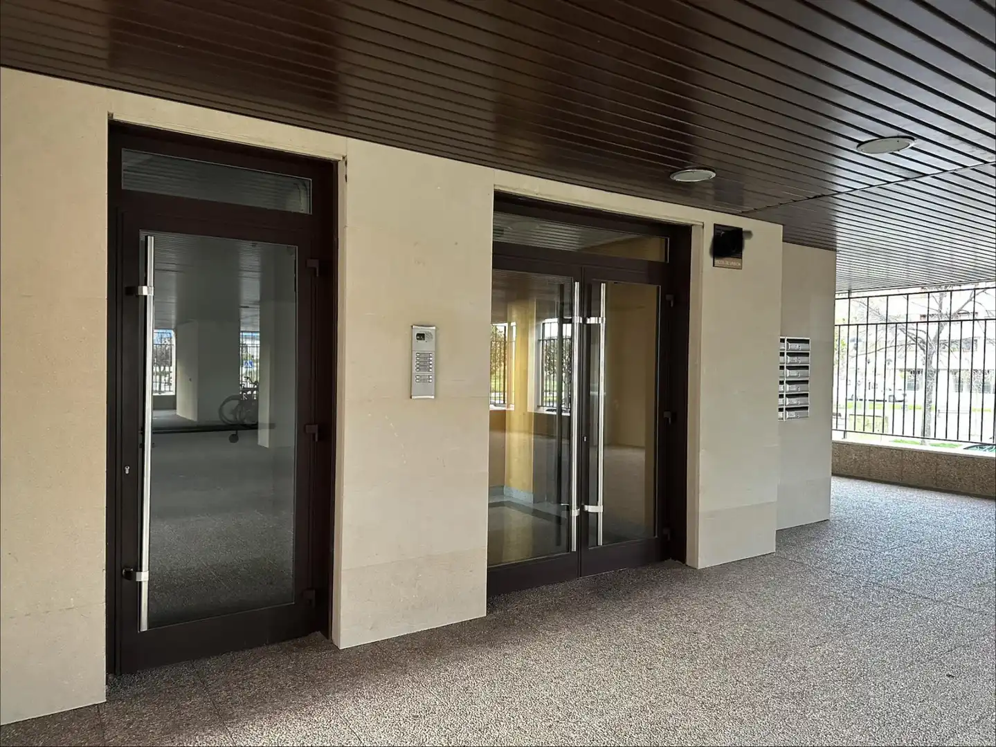 Pis en venda en  Logroño amb Aire condicionat, Calefacció i Jardí privat