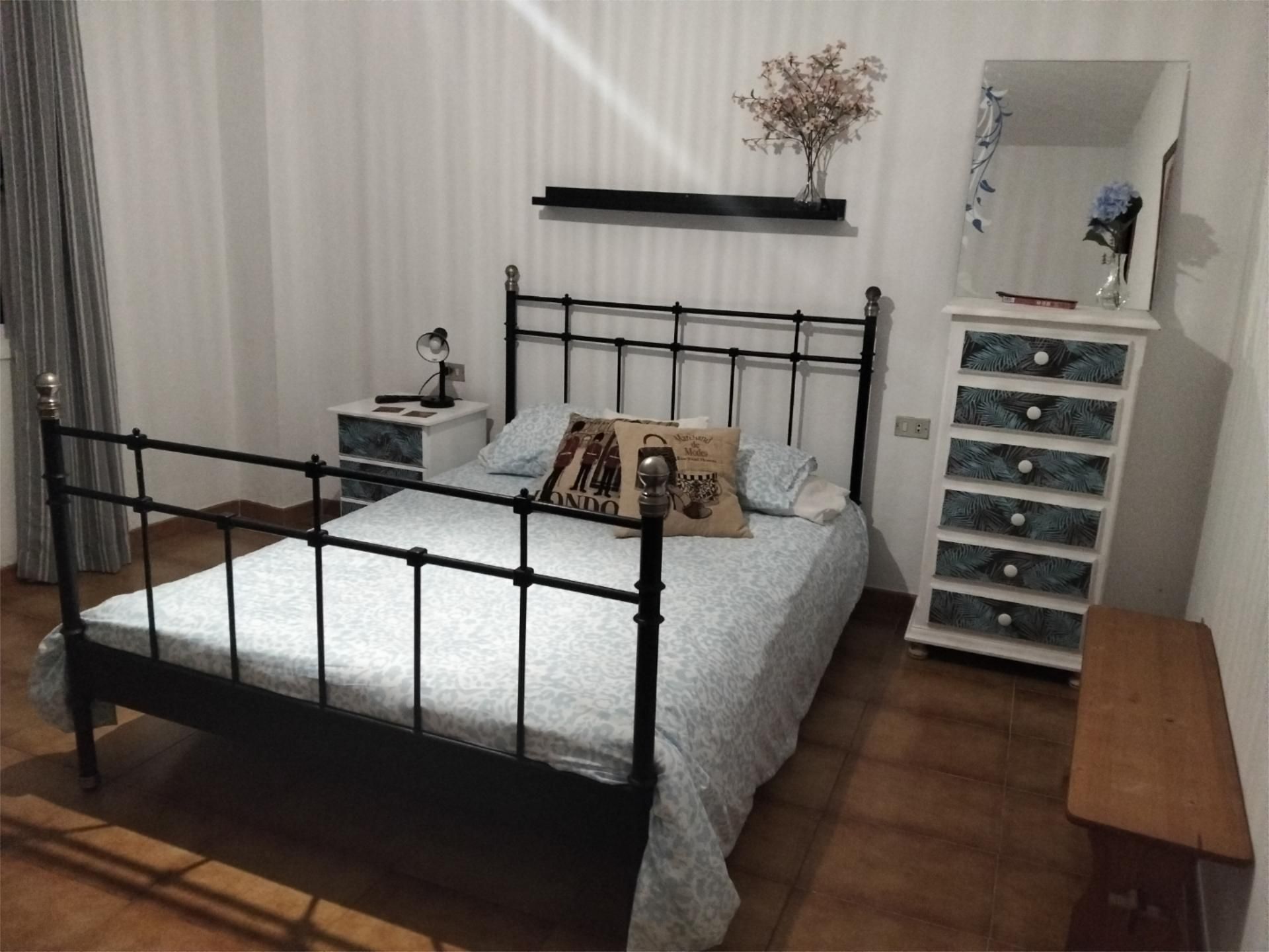 Room in Avenida 25 de Abril, 15, Icod de los Vinos pueblo