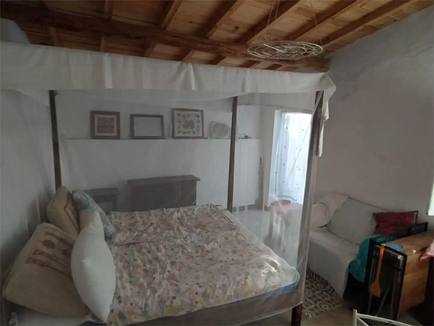 Piso en venta en Calle Pozas, 1, San Juan de la Encinilla Habitación de Piso en venta en San Juan de la Encinilla con Calefacción y Jardín privado