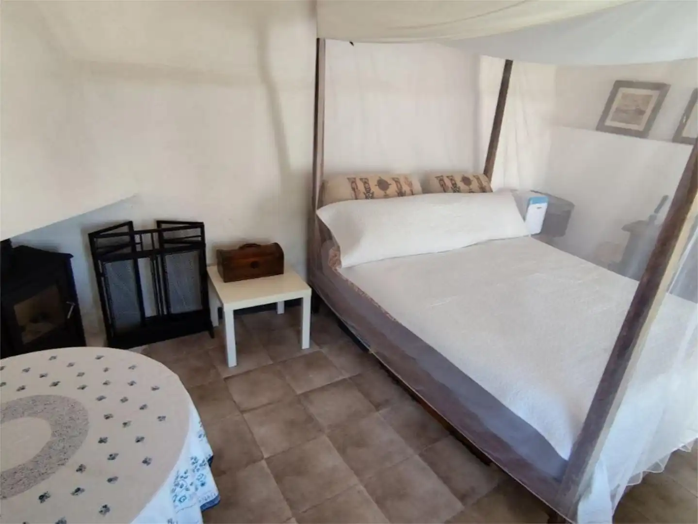 Piso en venta en Calle Pozas, 1, San Juan de la Encinilla Habitación de Piso en venta en San Juan de la Encinilla con Calefacción y Jardín privado