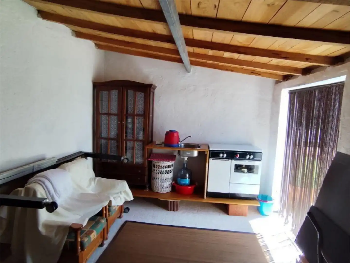 Piso en venta en Calle Pozas, 1, San Juan de la Encinilla Cocina de Piso en venta en San Juan de la Encinilla con Calefacción y Jardín privado