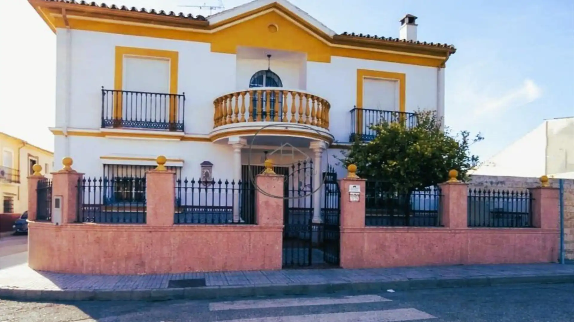 Einfamilien-Reihenhaus zum Verkauf in Calle Peña de Los Enamorados, 52, Zona de la Vega