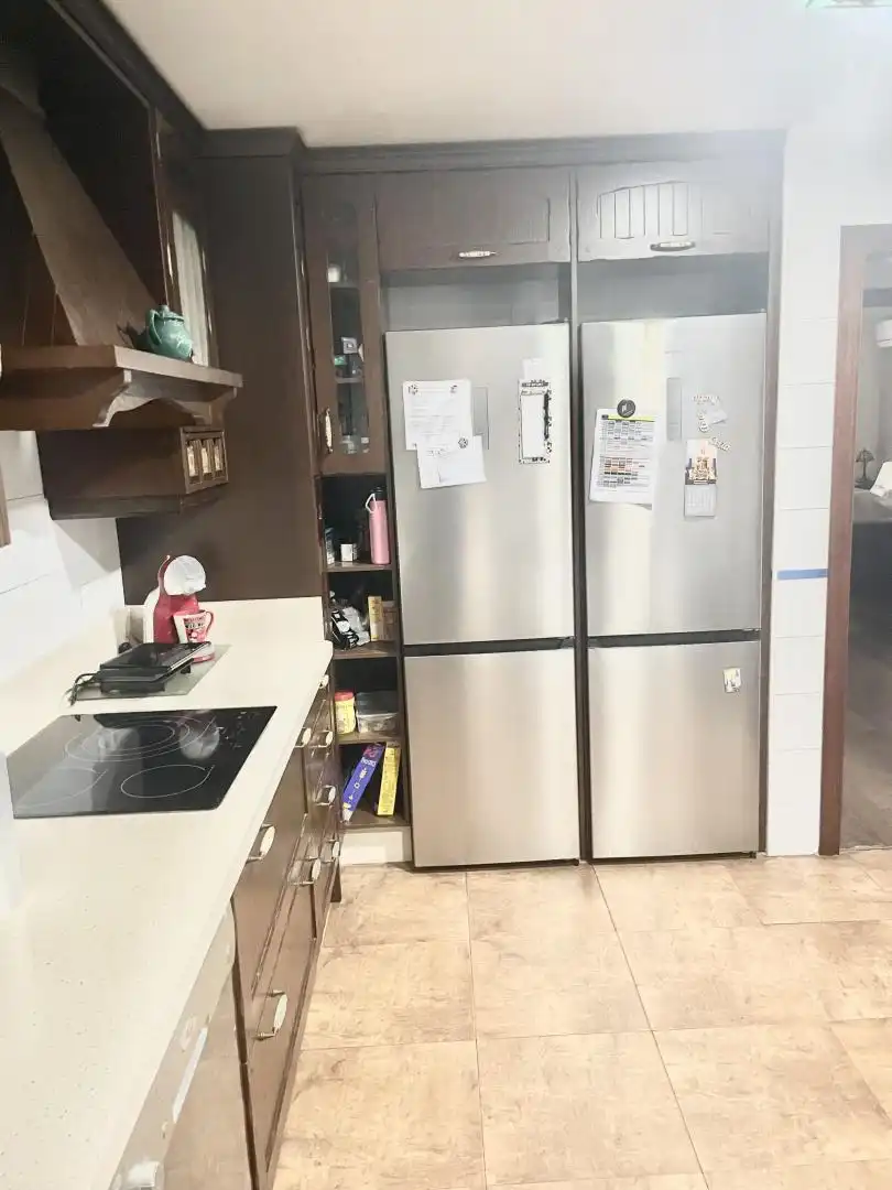 Flat for sale in Calle Calicasas, 7, Avda. Federico Garcia Lorca - Nueva Estación Autobuses Kitchen of Flat for sale in Granada with Air Conditioner, Heating and Parquet flooring