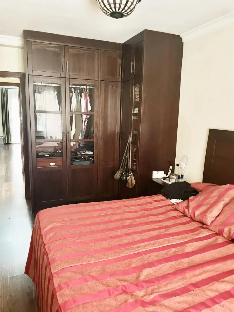 Flat for sale in Calle Calicasas, 7, Avda. Federico Garcia Lorca - Nueva Estación Autobuses Bedroom of Flat for sale in Granada with Air Conditioner, Heating and Parquet flooring