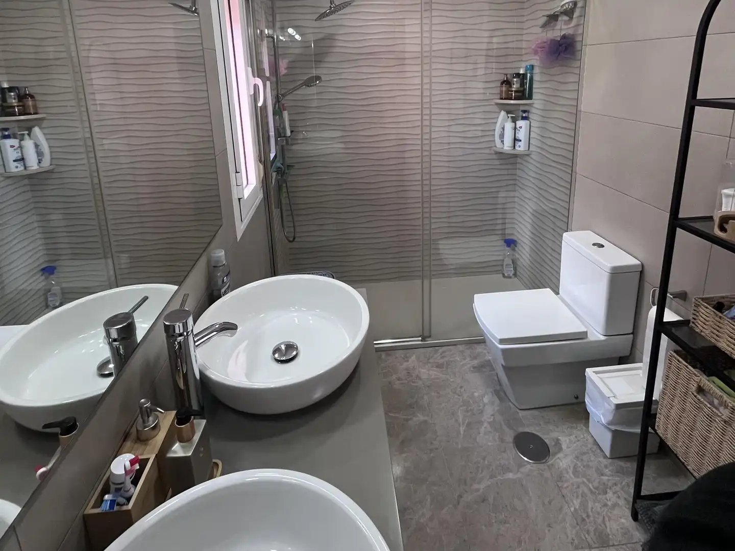 Baño de Casa o chalet en venta en Montequinto con Aire acondicionado, Calefacción y Jardín privado