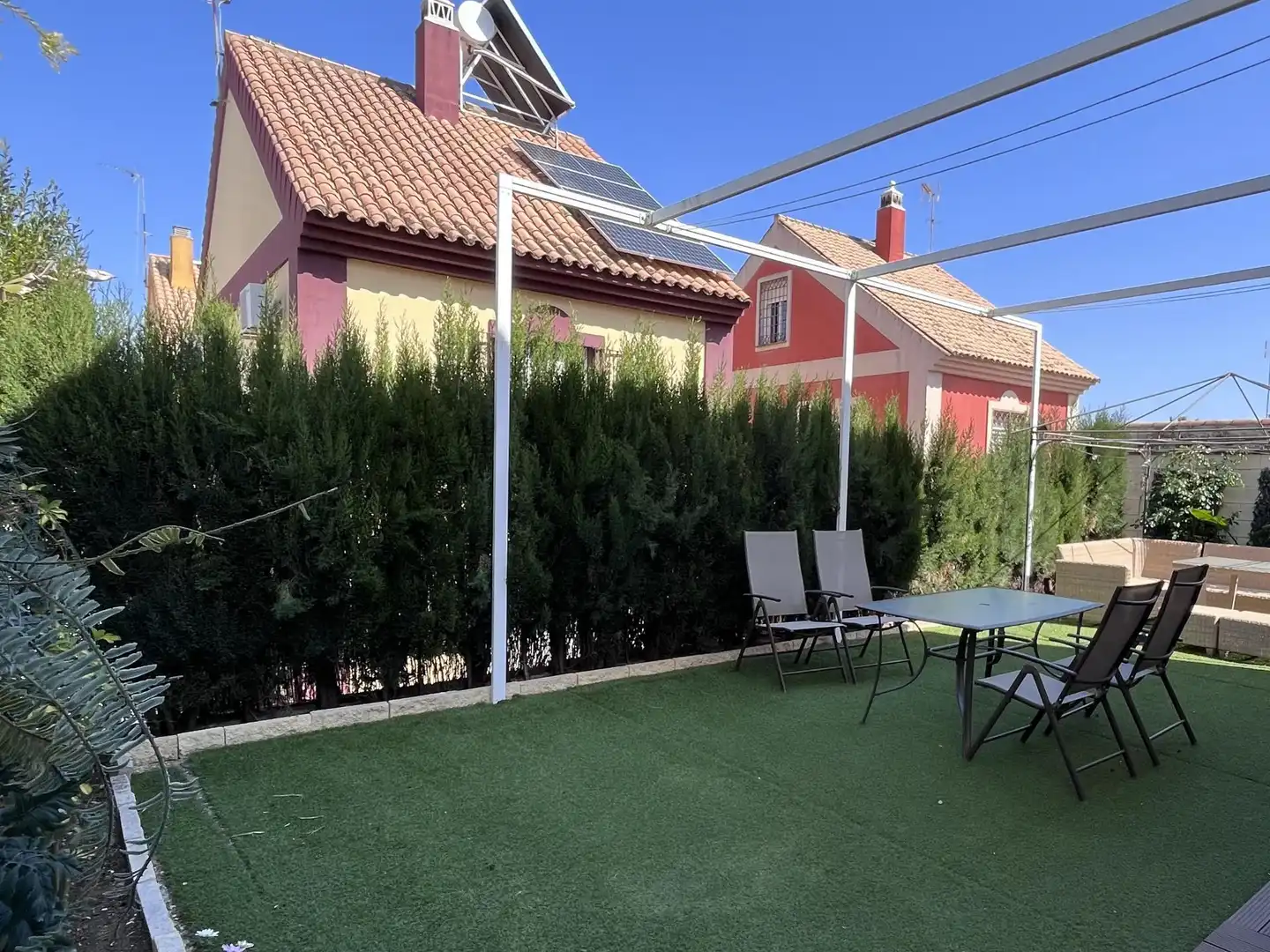 Terraza de Casa o chalet en venta en Montequinto con Aire acondicionado, Calefacción y Jardín privado