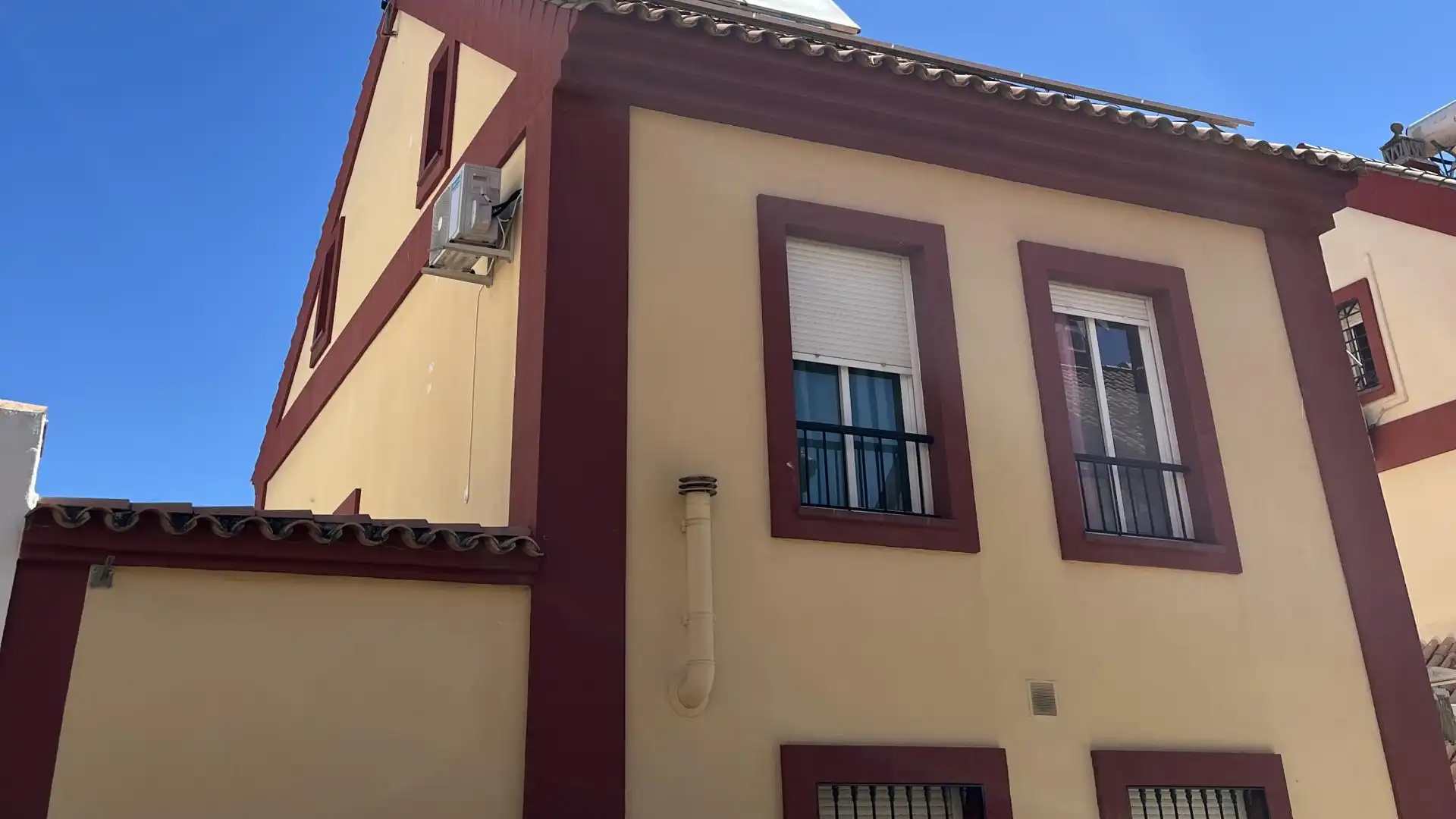 Houses for sale in Calle Hierbaluisa, 2, Montequinto Houses for sale in Calle Hierbaluisa, 2, Montequinto