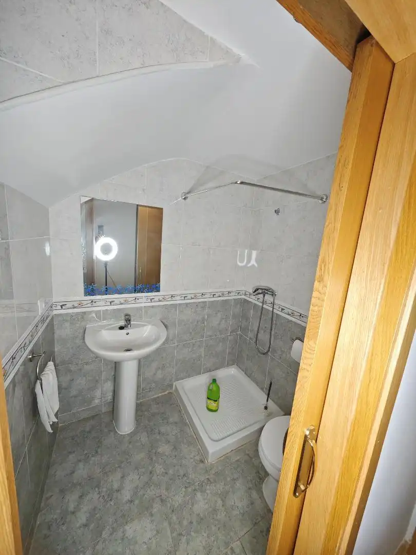 Bathroom of Attic for sale in Picassent  with Air Conditioner, Terrace and Swimming Pool
