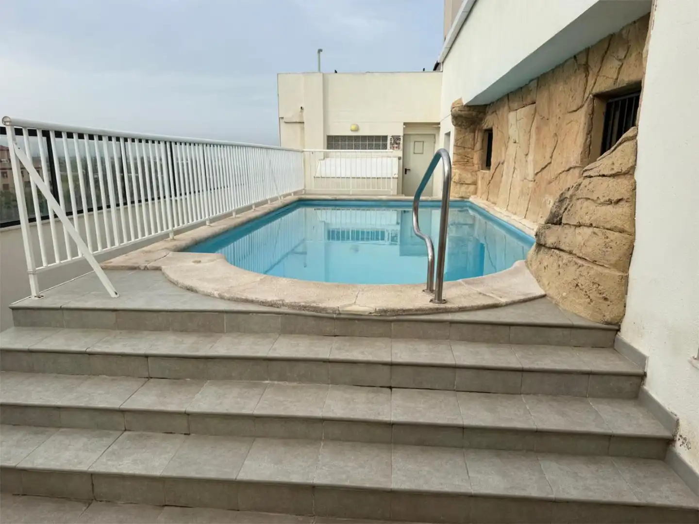 Swimming pool of Attic for sale in Picassent  with Air Conditioner, Terrace and Swimming Pool