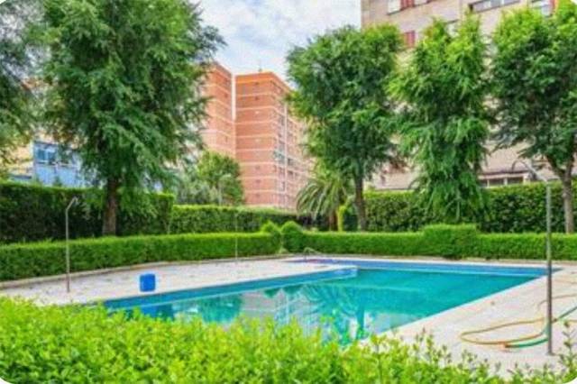 Piso en Alquiler en Calle de Maqueda, 67 en Aluche