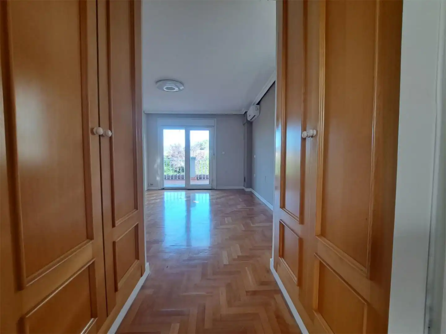 Bedroom of Houses for sale in Arroyo de la Encomienda  with Air Conditioner, Heating and Private garden