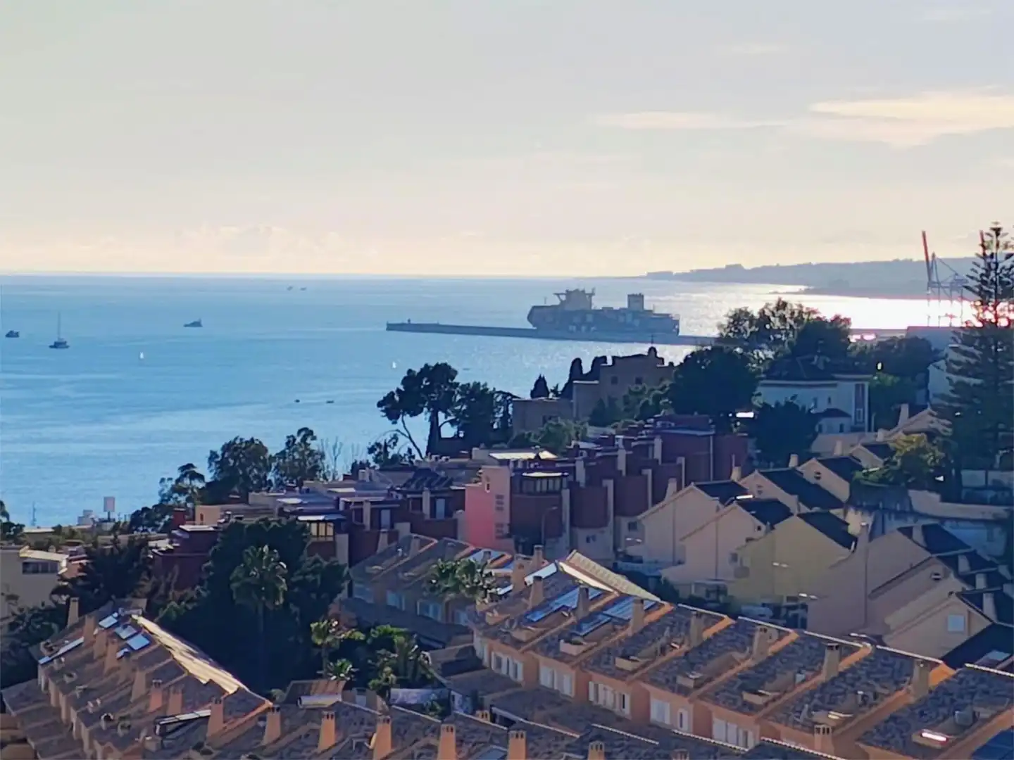 Vista exterior de Piso en venta en Málaga con Aire acondicionado, Calefacción y Jardín privado