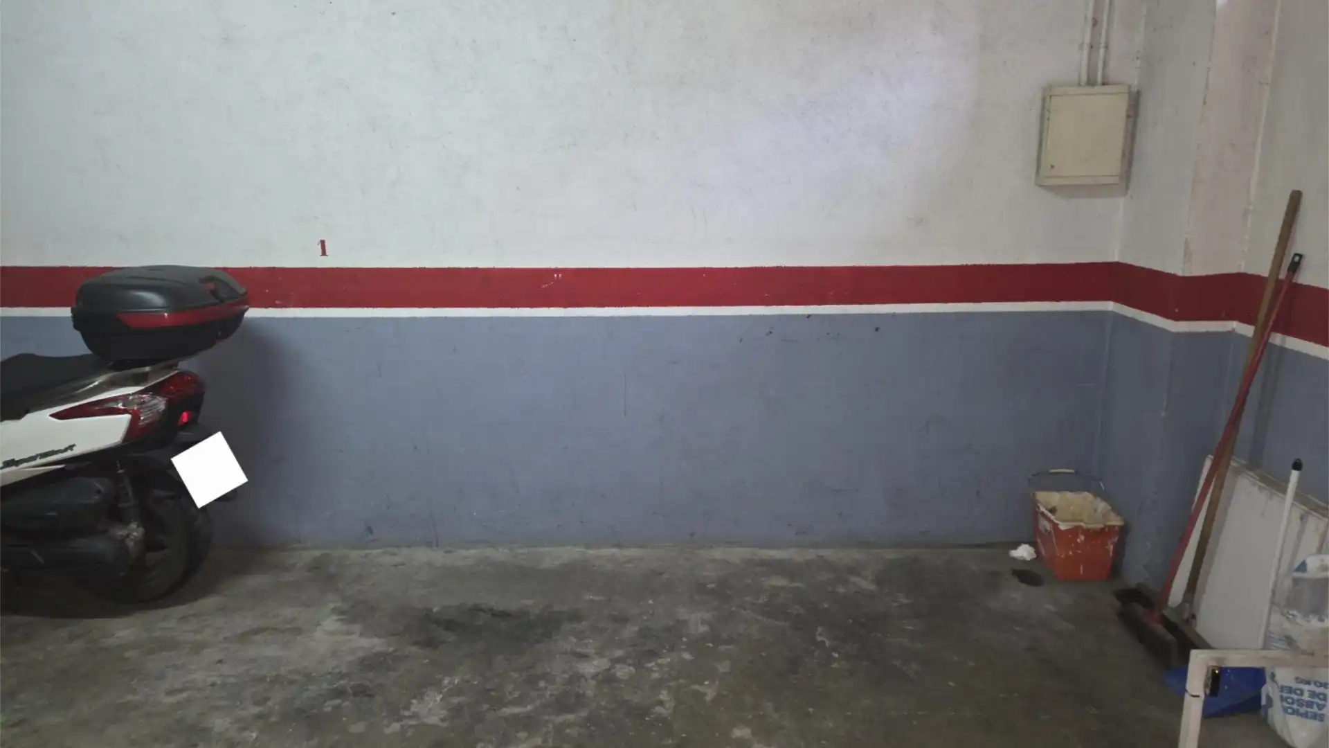 Garaje de alquiler en Carrer Anastasi Pinós, 26, Pardinyes Parking de Garaje de alquiler en Lleida Capital