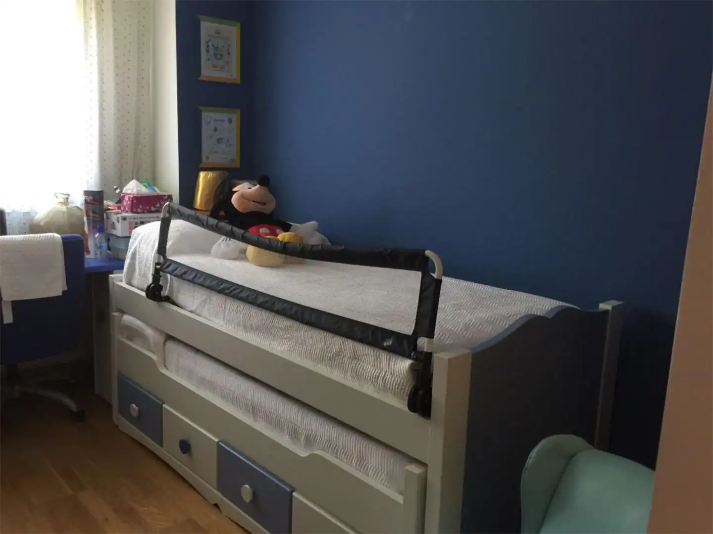Piso en venta en Calle Salvia, 7, El Cantizal Habitación de Piso en venta en Las Rozas de Madrid con Aire acondicionado, Terraza y Piscina
