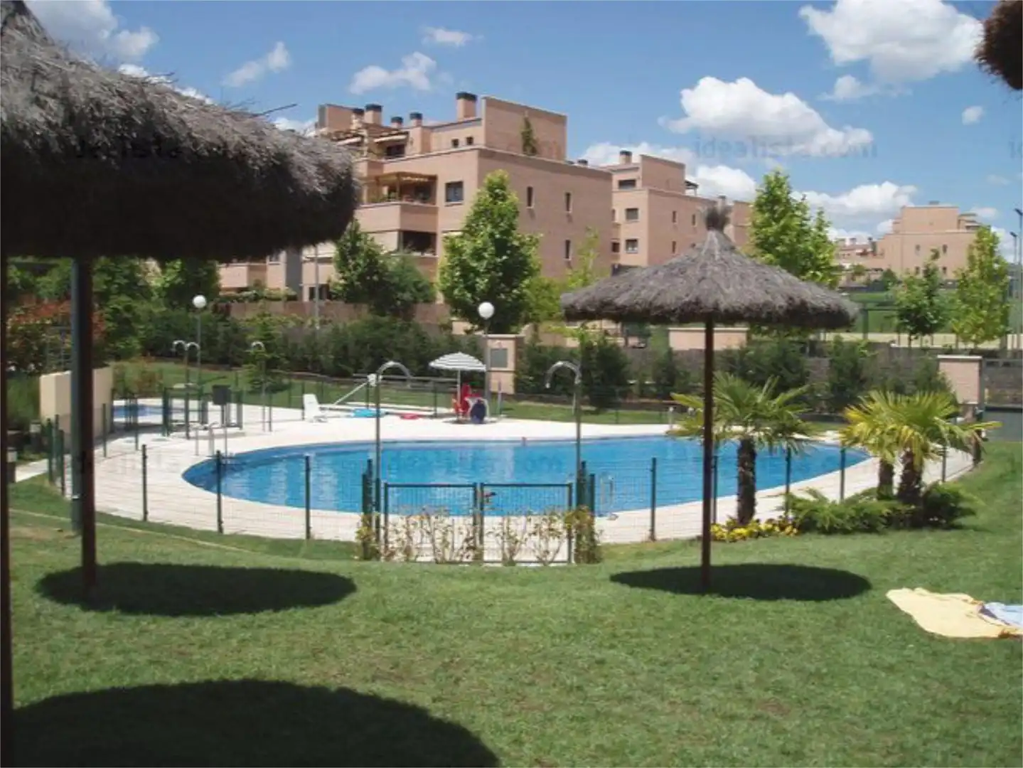 Piso en venta en Calle Salvia, 7, El Cantizal Piscina de Piso en venta en Las Rozas de Madrid con Aire acondicionado, Terraza y Piscina