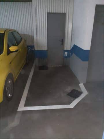 Garaje en Alquiler en Ciudad 70