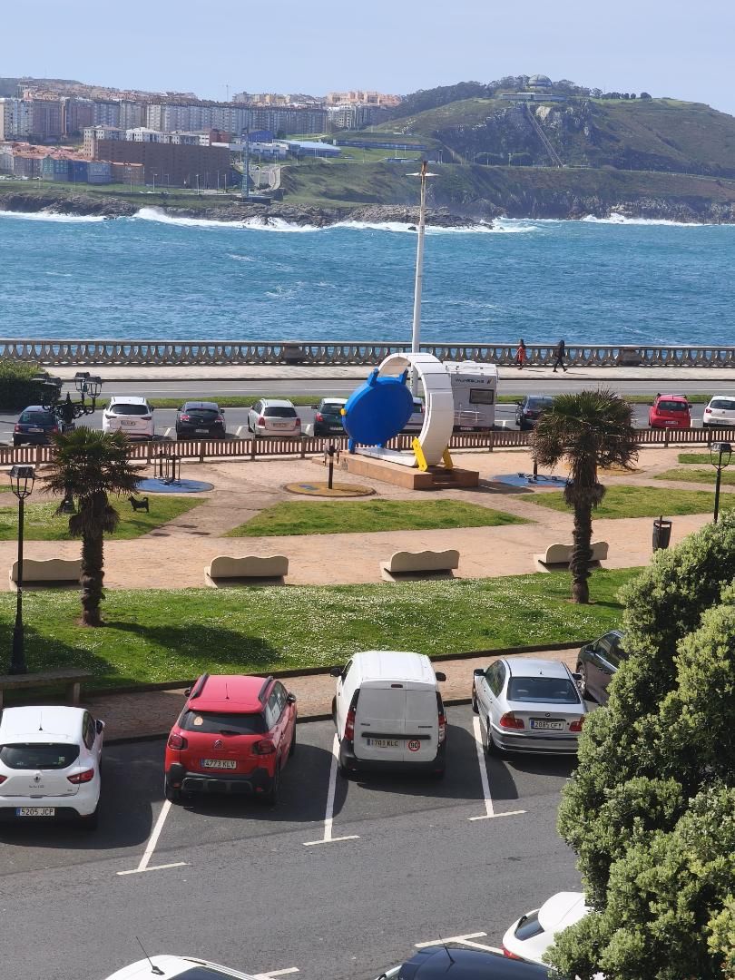 Room in Paseo Marítimo Alcalde Francisco Vázquez, 7, Monte Alto - Zalaeta - Atocha Room in Paseo Marítimo Alcalde Francisco Vázquez, 7, Monte Alto - Zalaeta - Atocha