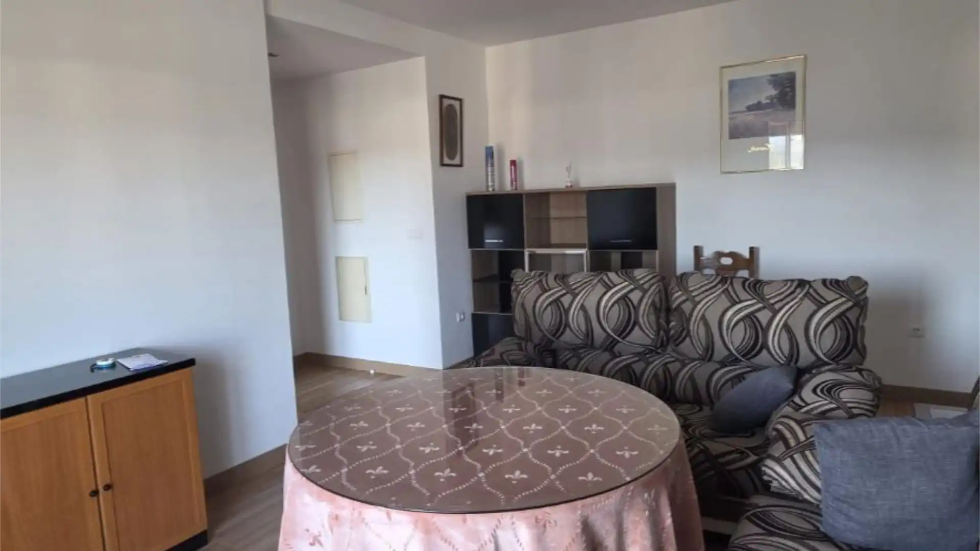 Sala d'estar de Pis de lloguer en Padul amb Moblat i Balcó