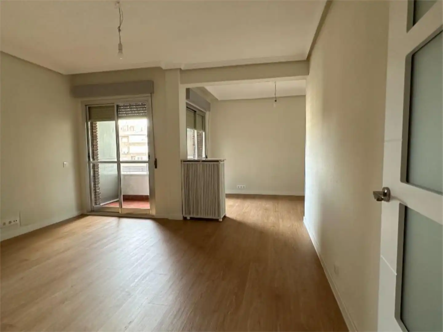 Piso en venta en Calle de Bravo Murillo, 295, Valdeacederas Habitación de Piso en venta en Madrid con Calefacción, Terraza y Amueblado