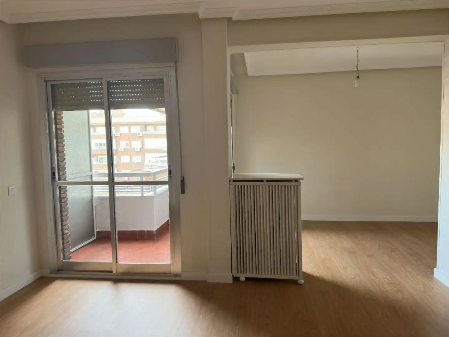 Piso en venta en Calle de Bravo Murillo, 295, Valdeacederas Habitación de Piso en venta en Madrid con Calefacción, Terraza y Amueblado