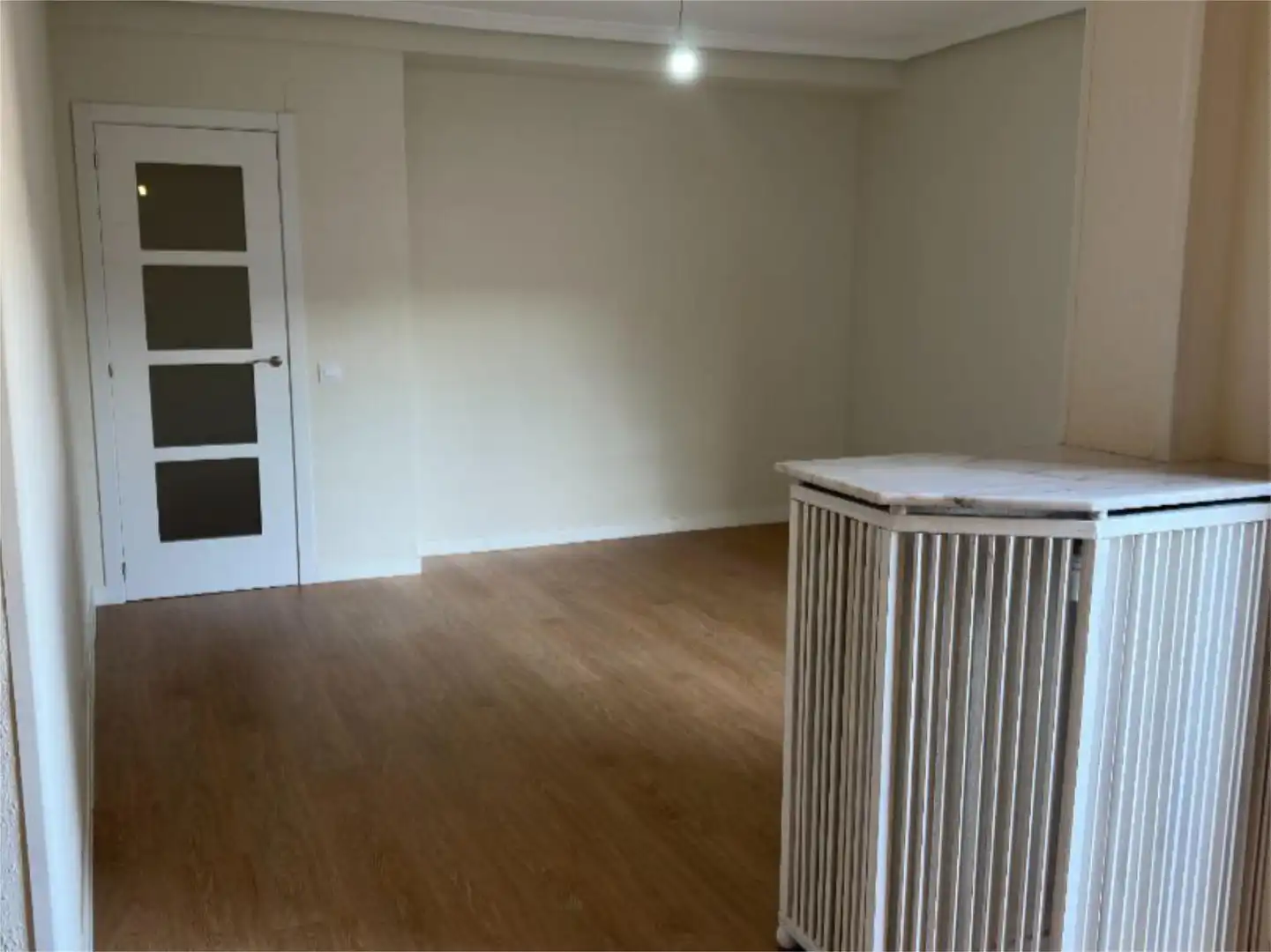 Piso en venta en Calle de Bravo Murillo, 295, Valdeacederas Piso en venta en Madrid con Calefacción, Terraza y Amueblado