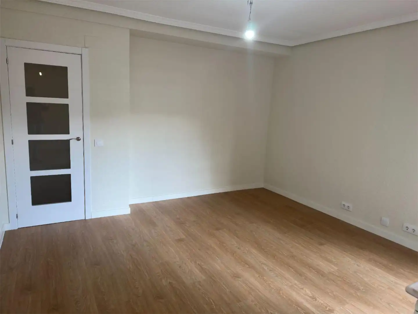 Piso en venta en Calle de Bravo Murillo, 295, Valdeacederas Habitación de Piso en venta en Madrid con Calefacción, Terraza y Amueblado