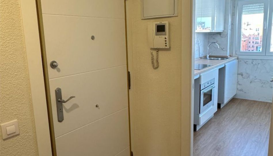 Piso en venta en Calle de Bravo Murillo, 295, Valdeacederas, Madrid Capital - imagen 1 Foto 1 de Piso en venta en Calle de Bravo Murillo, 295, Valdeacederas, Madrid Capital
