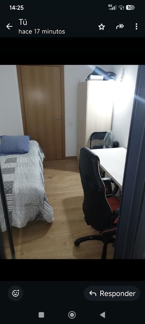 Zimmer in Avinguda de Joan Carles I, 27, Passeig Maragall