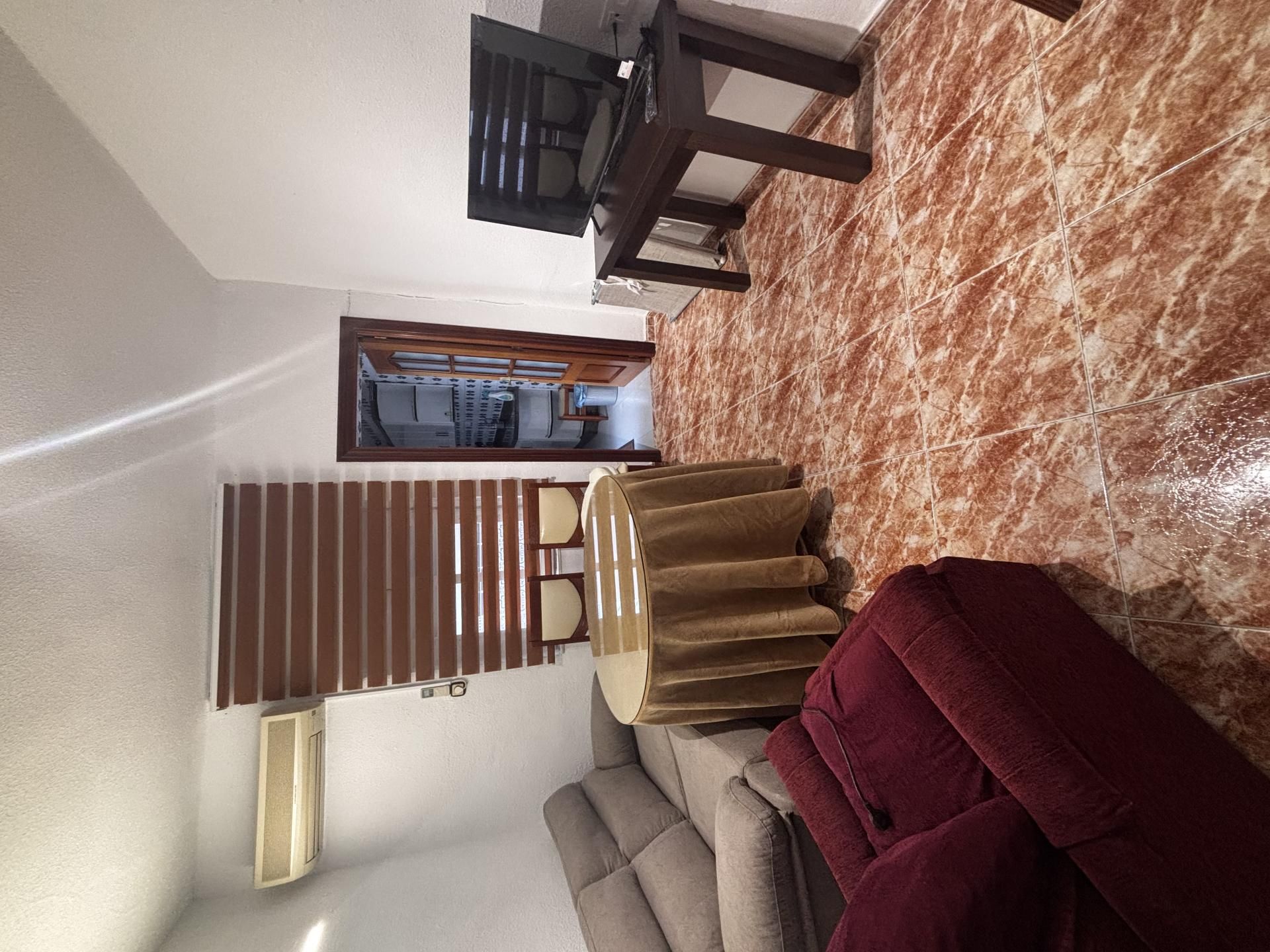 Wohnzimmer von Einfamilien-Reihenhaus zur Miete in  Jaén Capital mit Klimaanlage und Terrasse