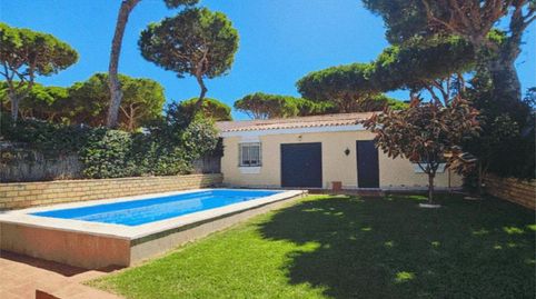 Foto 3 de Casa o chalet de alquiler en Calle la Capilla, 4, La Barrosa, Chiclana de la Frontera
