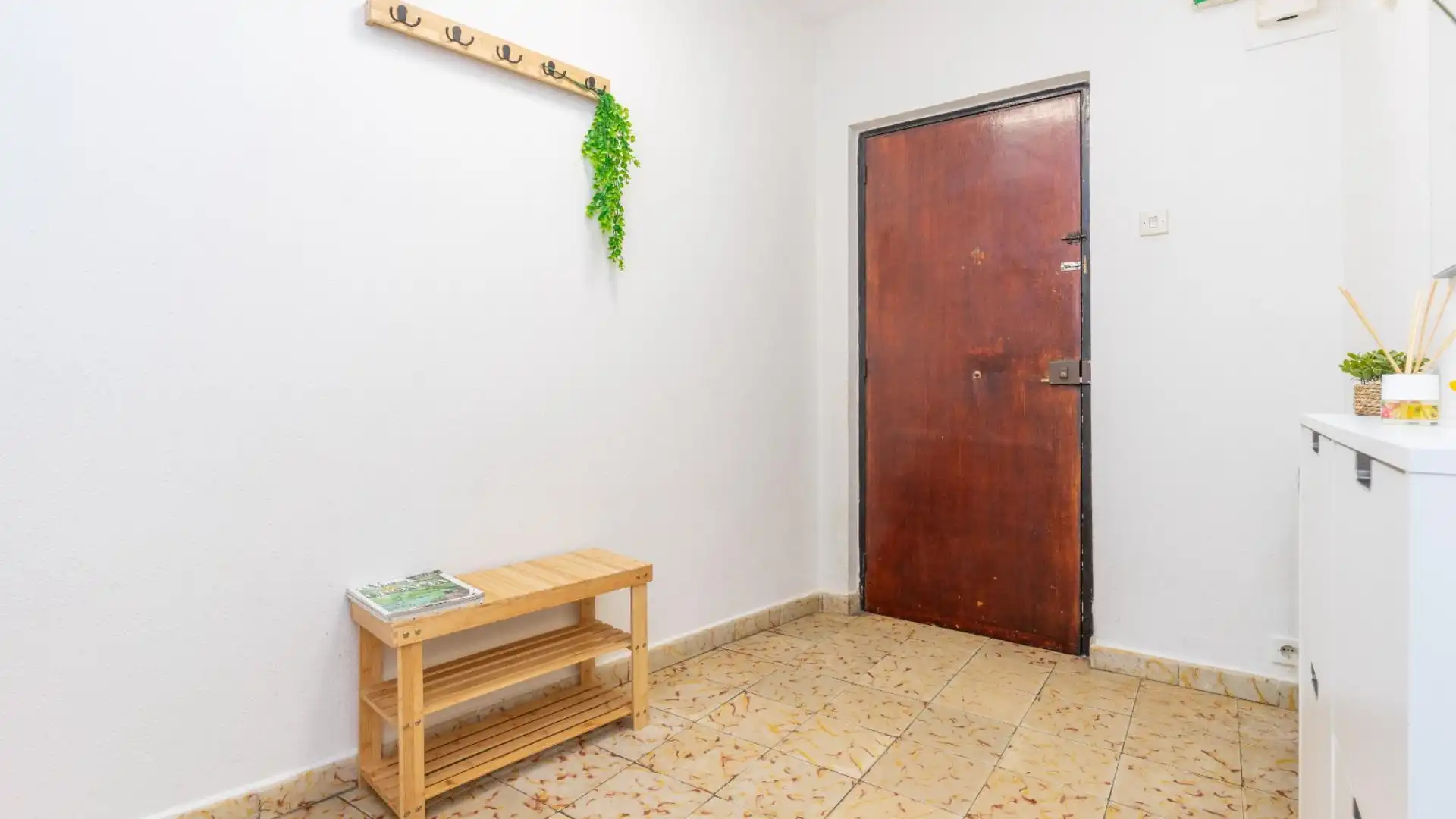 Piso de alquiler en Oviedo  con Calefacción y Amueblado