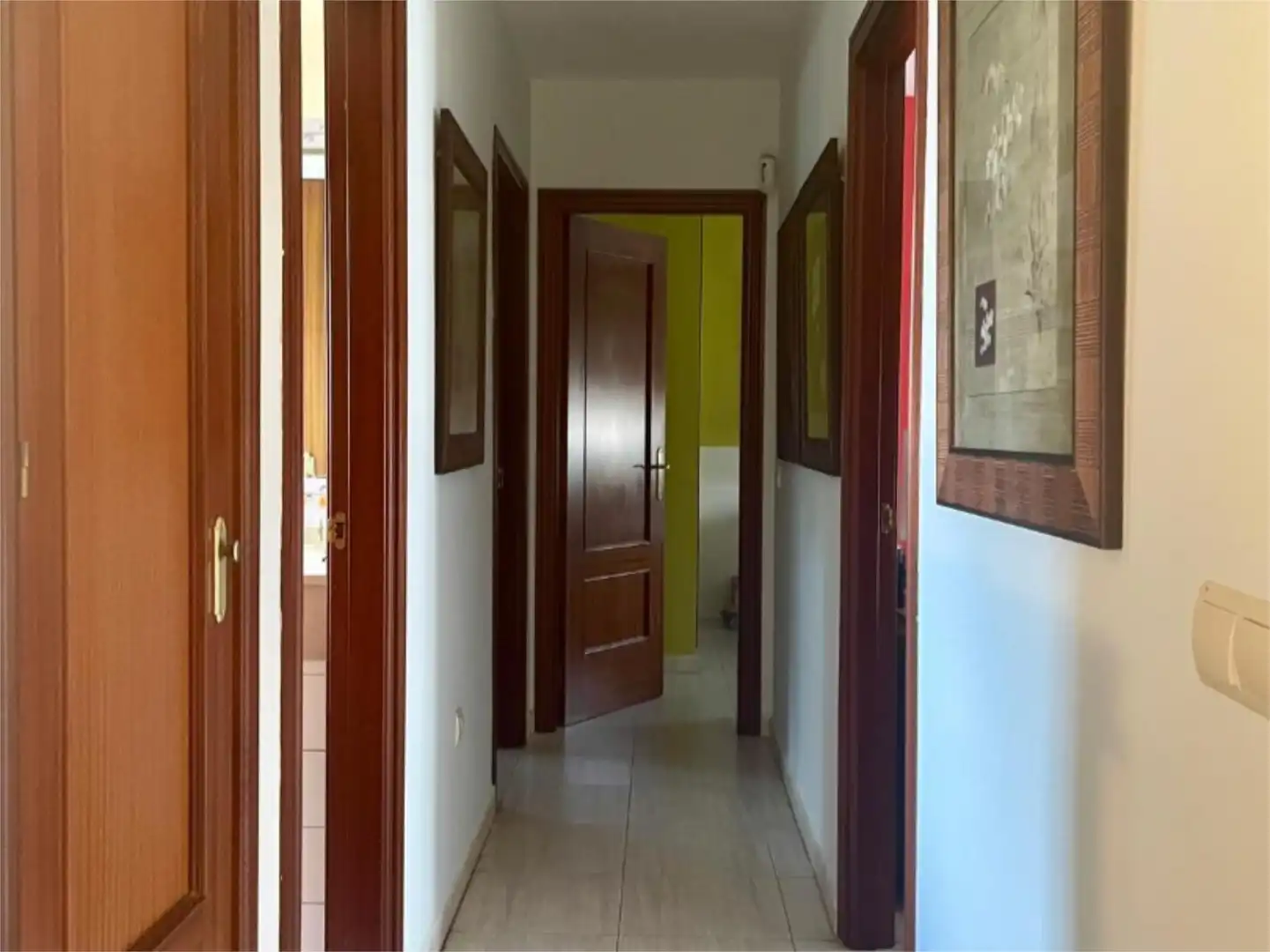 Casa adosada de lloguer en Algeciras amb Aire condicionat, Calefacció i Jardí privat