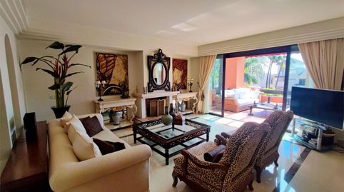 Foto 3 de Dúplex en venda a Calle Vasari, 1, La Dama de Noche - La Alzambra, Marbella