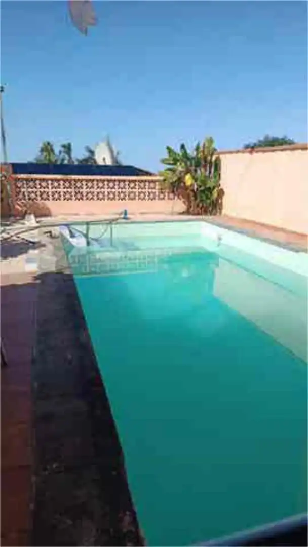 Schwimmbecken von Einfamilien-Reihenhaus zum Verkauf in La Orotava mit Privatgarten, Terrasse und Abstellraum