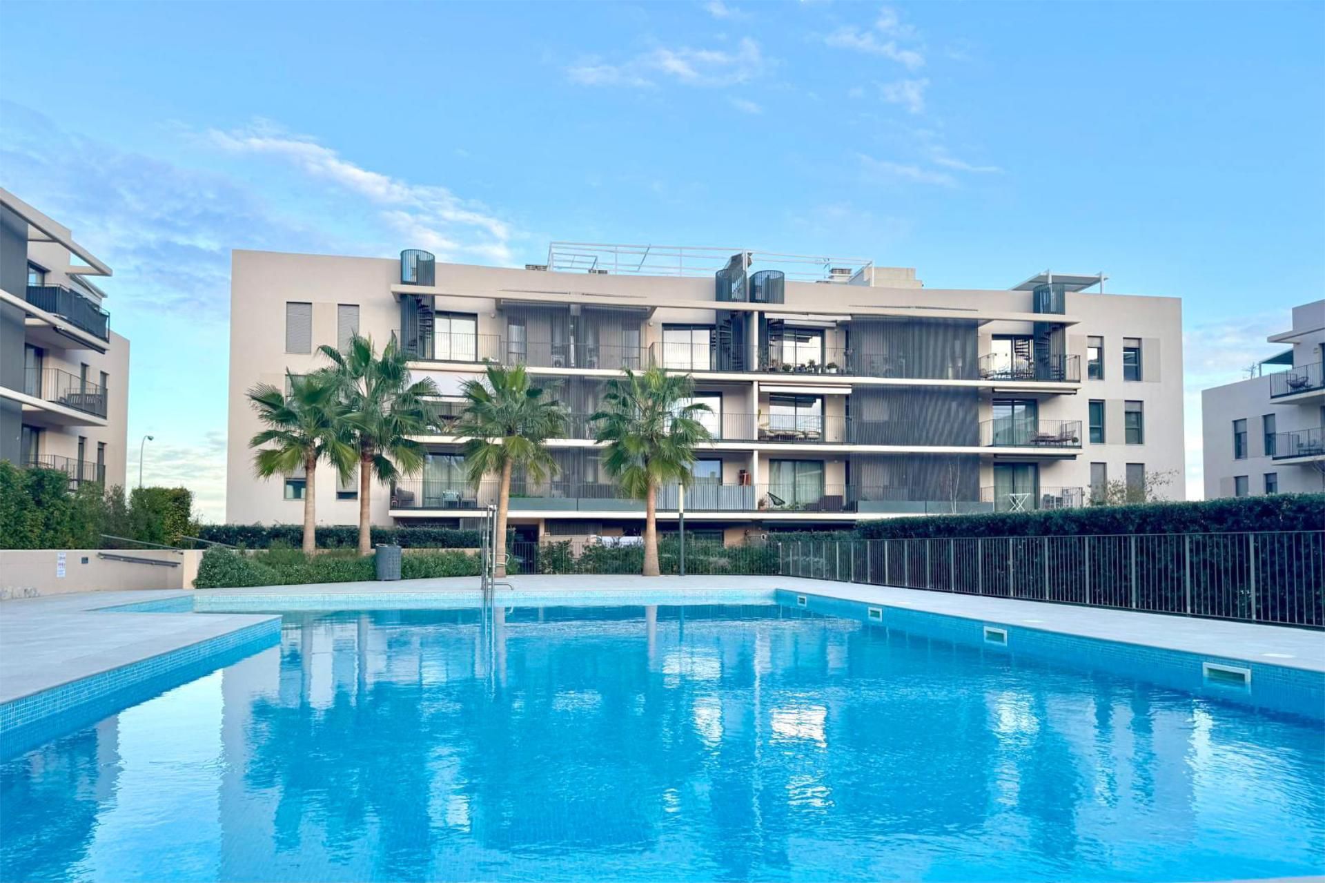 Swimming pool of Flat for sale in  Palma de Mallorca  with Air Conditioner, Terrace and Swimming Pool