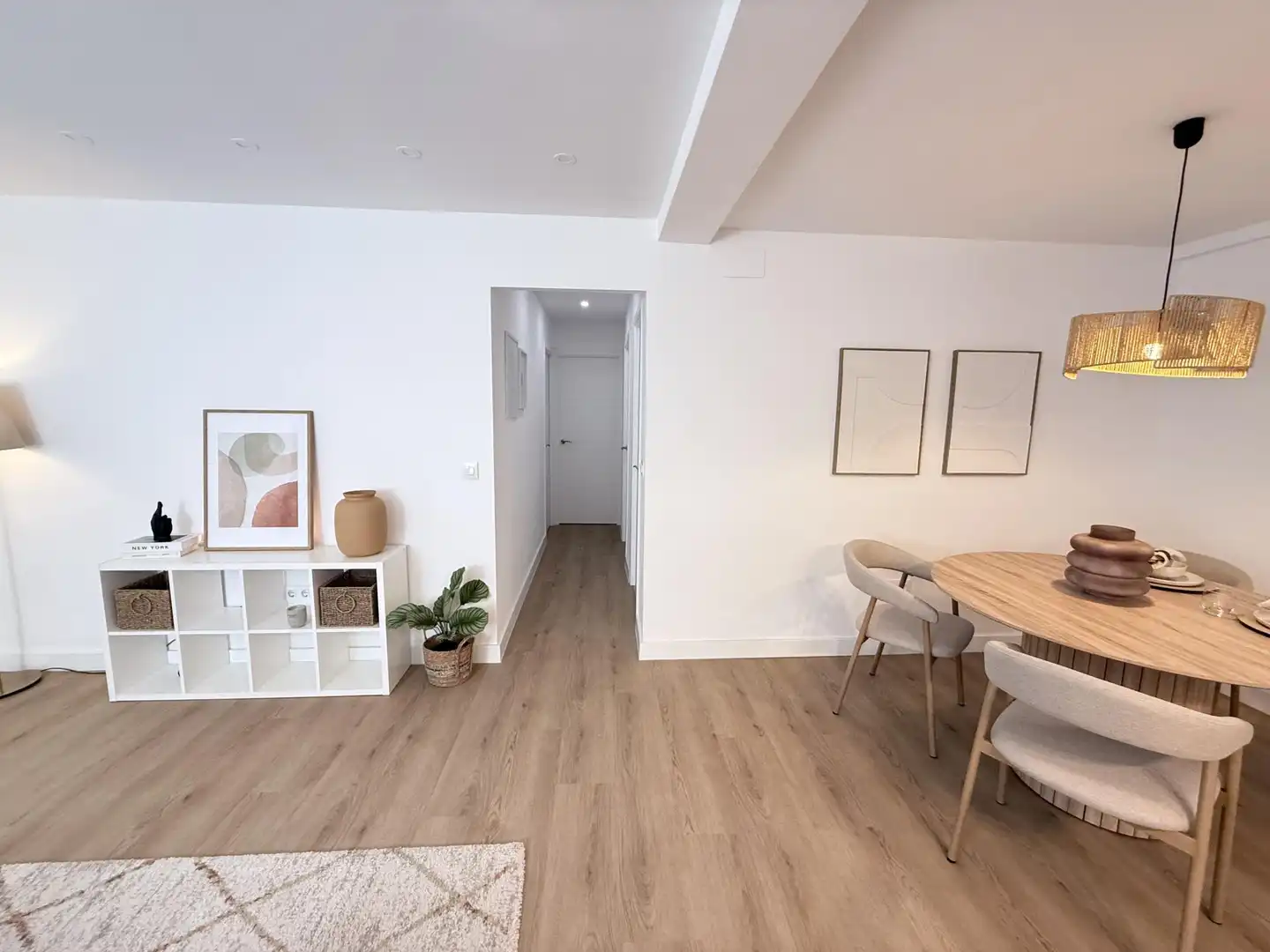 Wohnung zum Verkauf in Calle Navarro Caro, Las Almenas Wohnung zum Verkauf in Tomares mit Klimaanlage, Heizung und Parkett