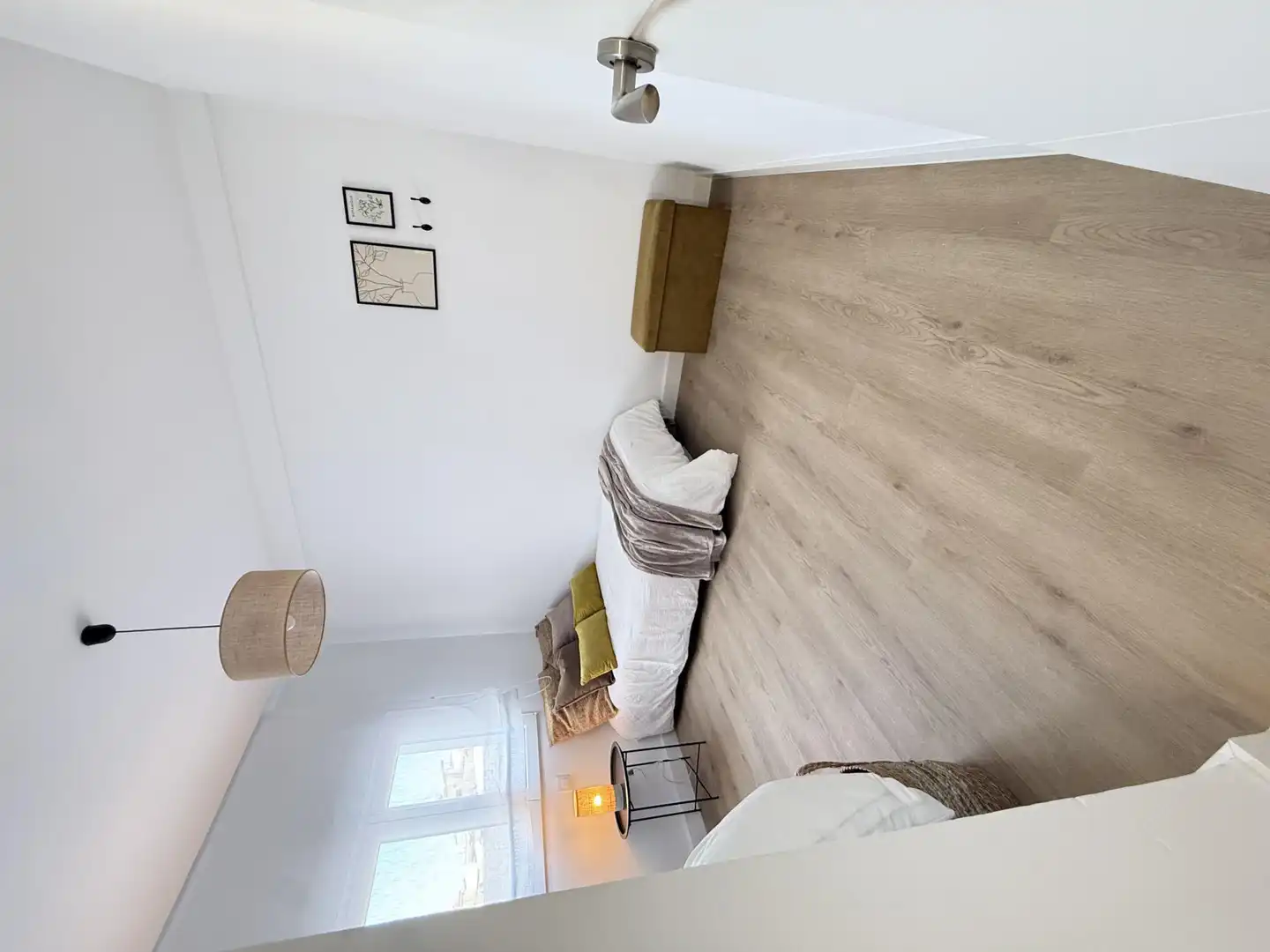 Wohnung zum Verkauf in Calle Navarro Caro, Las Almenas Schlafzimmer von Wohnung zum Verkauf in Tomares mit Klimaanlage, Heizung und Parkett
