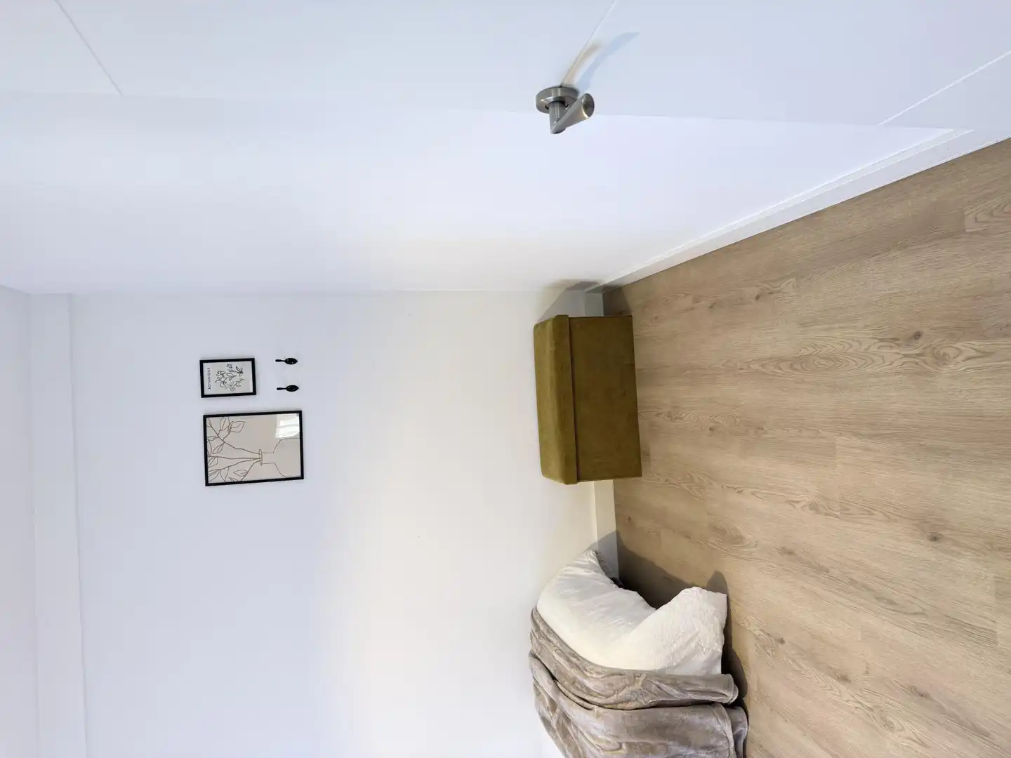 Wohnung zum Verkauf in Calle Navarro Caro, Las Almenas Schlafzimmer von Wohnung zum Verkauf in Tomares mit Klimaanlage, Heizung und Parkett