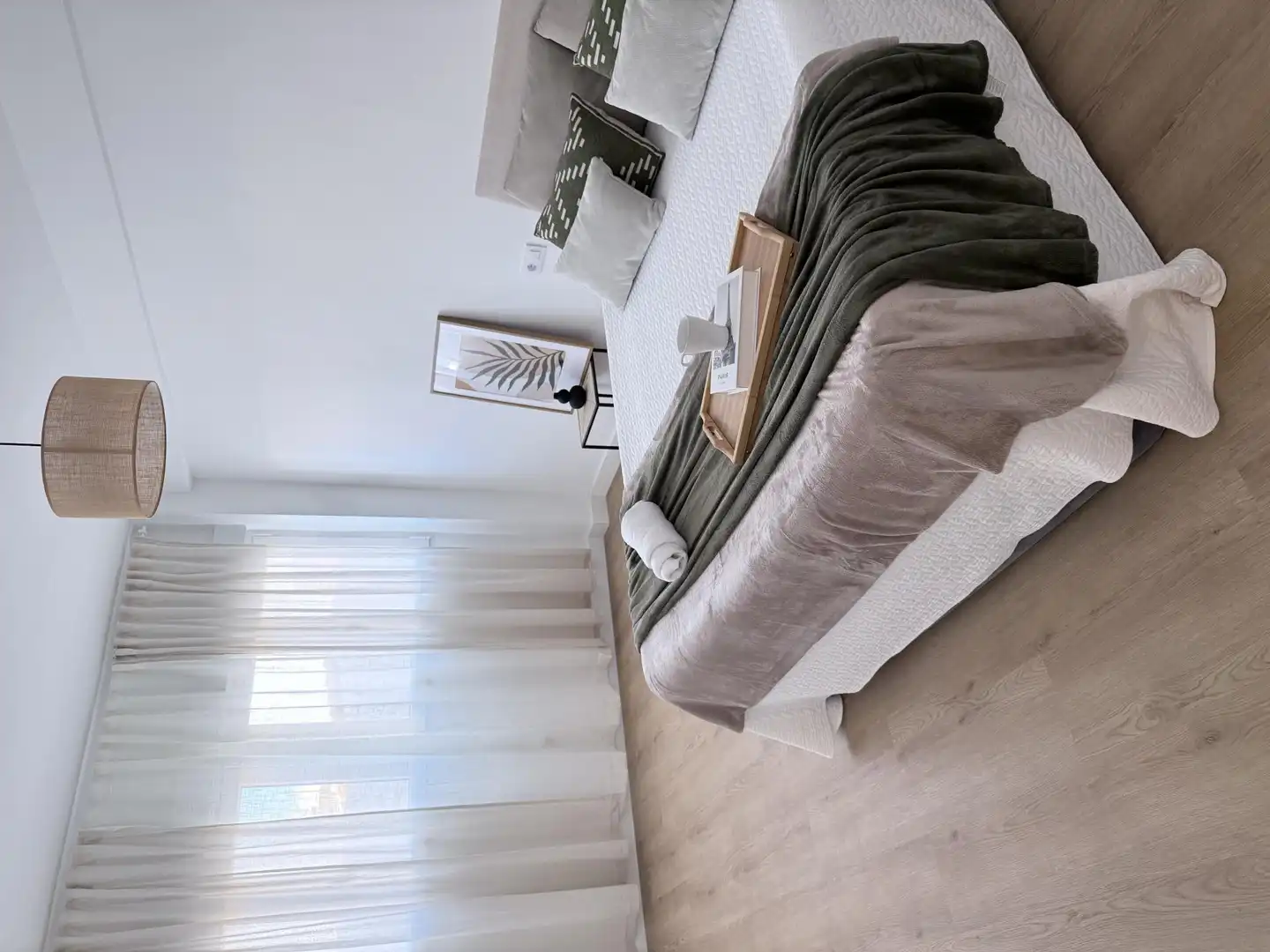 Wohnung zum Verkauf in Calle Navarro Caro, Las Almenas Schlafzimmer von Wohnung zum Verkauf in Tomares mit Klimaanlage, Heizung und Parkett