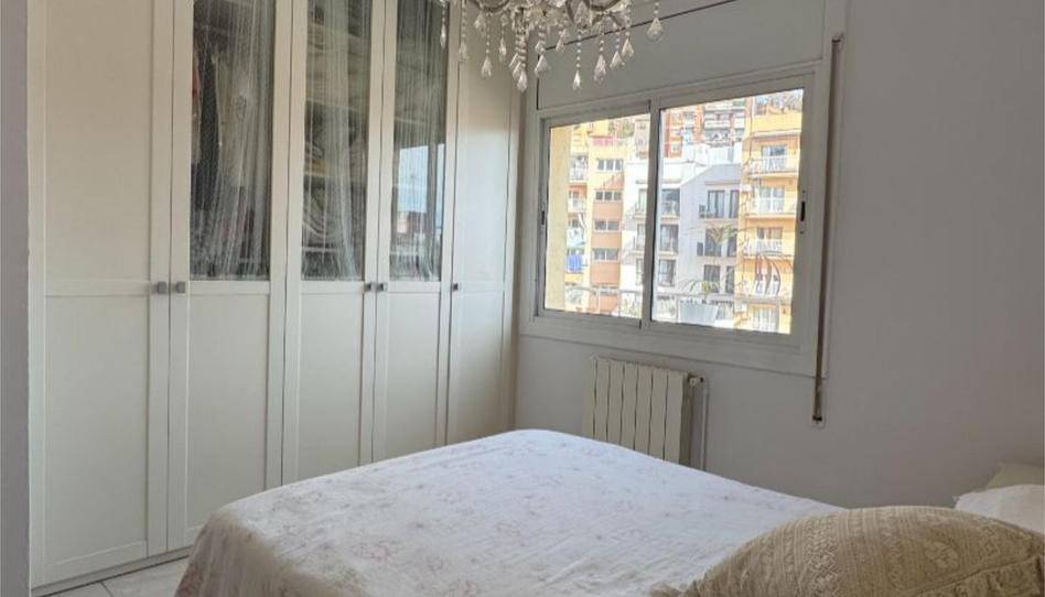 Piso en venta en Carrer de José Millán González, 18, Can Baró, Barcelona Capital - imagen 1 Foto 1 de Piso en venta en Carrer de José Millán González, 18, Can Baró, Barcelona Capital