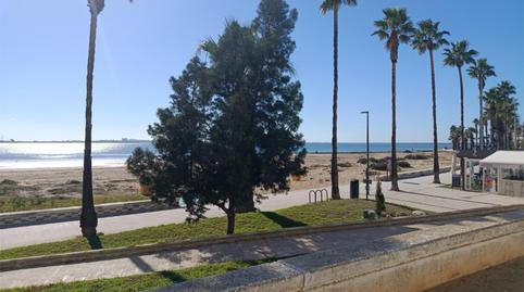 Casa adosada en venta en Calle Abeto, 82, Las Canteras, Puerto Real - imagen 2 Foto 2 de Casa adosada en venta en Calle Abeto, 82, Las Canteras, Puerto Real