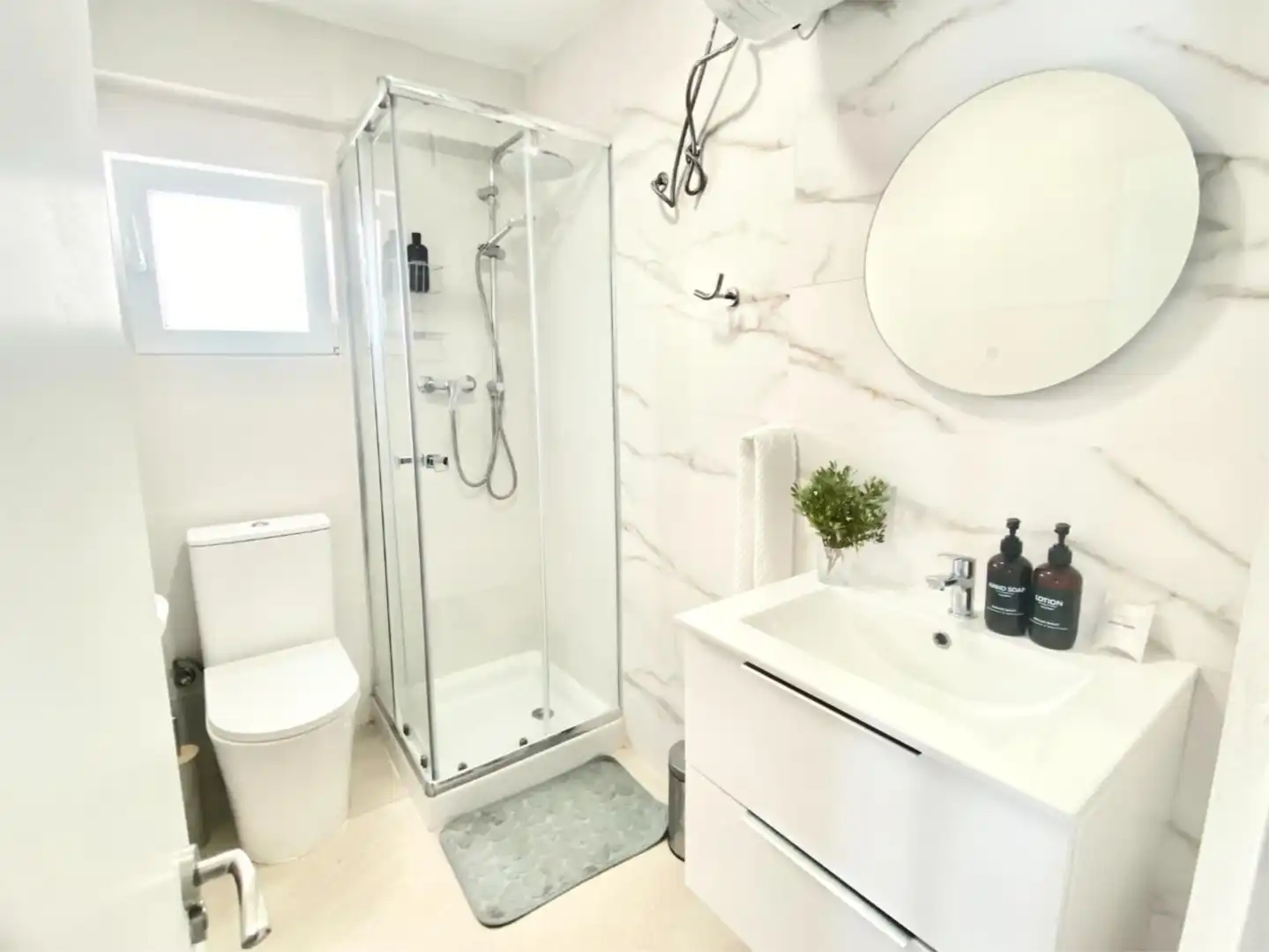 Piso en venta en Carrer Azahar, 4, El Faro Baño de Piso en venta en Cullera con Amueblado, Parking comunitario y Balcón