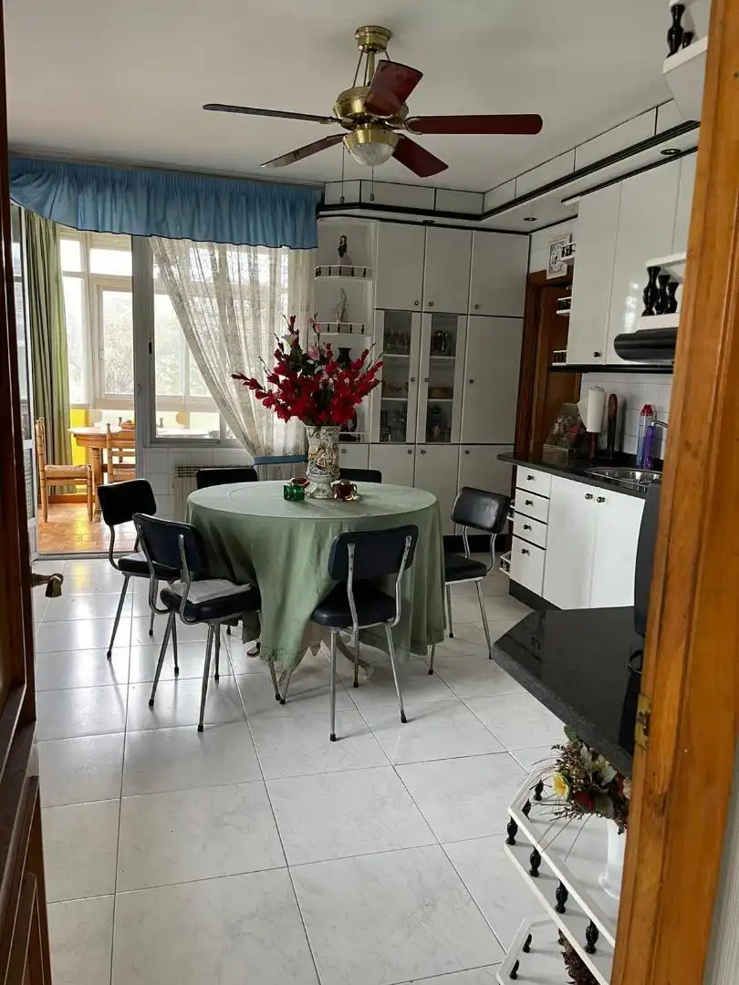 Wohnung zum Verkauf in Lugar Abavides, 139, Trasmiras Esszimmer von Wohnung zum Verkauf in Trasmiras mit Heizung, Privatgarten und Abstellraum