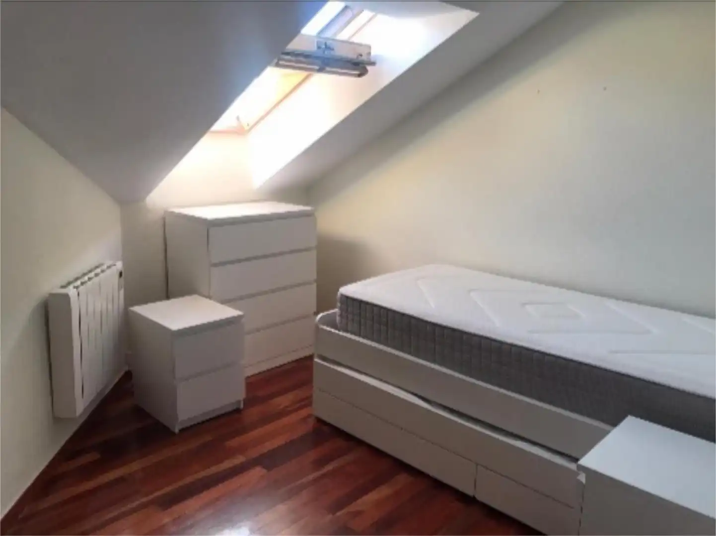 Schlafzimmer von Wohnung zum Verkauf in Ribamontán al Mar mit Parkett und Balkon