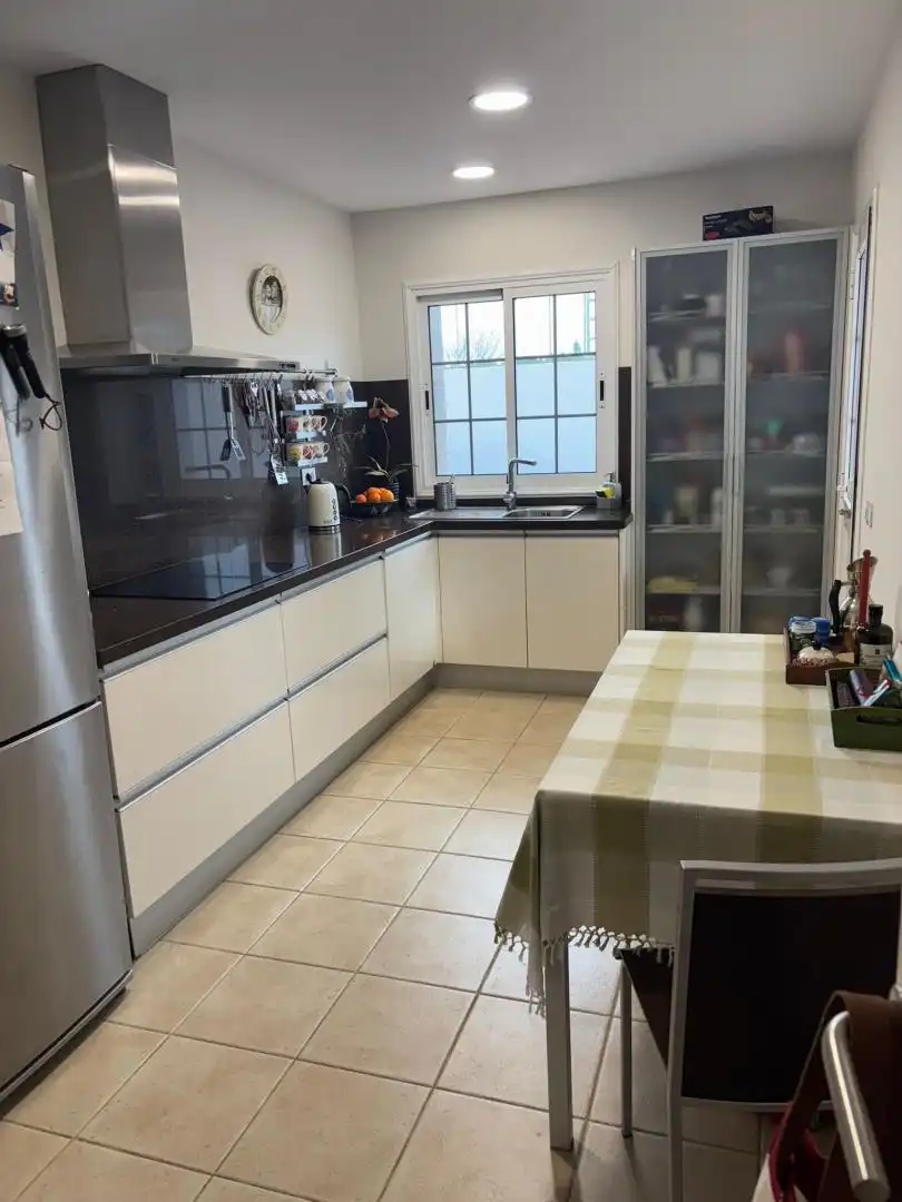 Planta baja de alquiler en Calle Suprema, 26, Guamasa - El Ortigal - Los Rodeos Cocina de Planta baja de alquiler en San Cristóbal de la Laguna con Jardín privado, Parquet y Amueblado