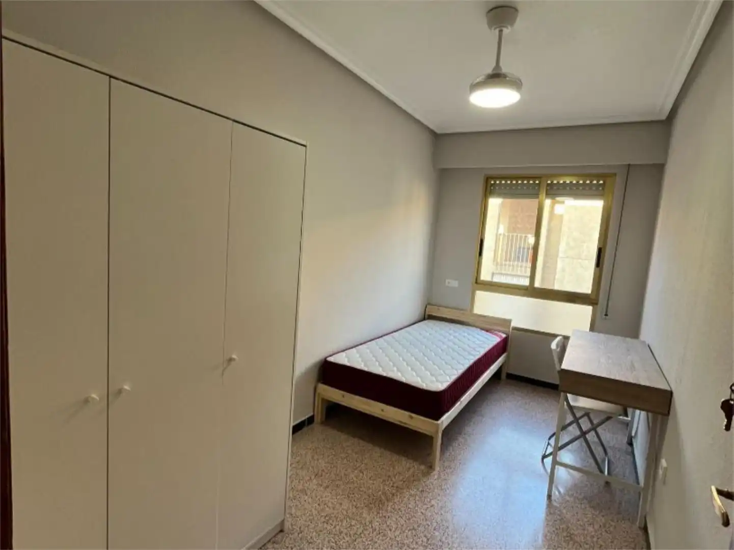 Habitación en Carrer Castelló Castellon, 10, Crevillent Habitación en Carrer Castelló Castellon, 10, Crevillent