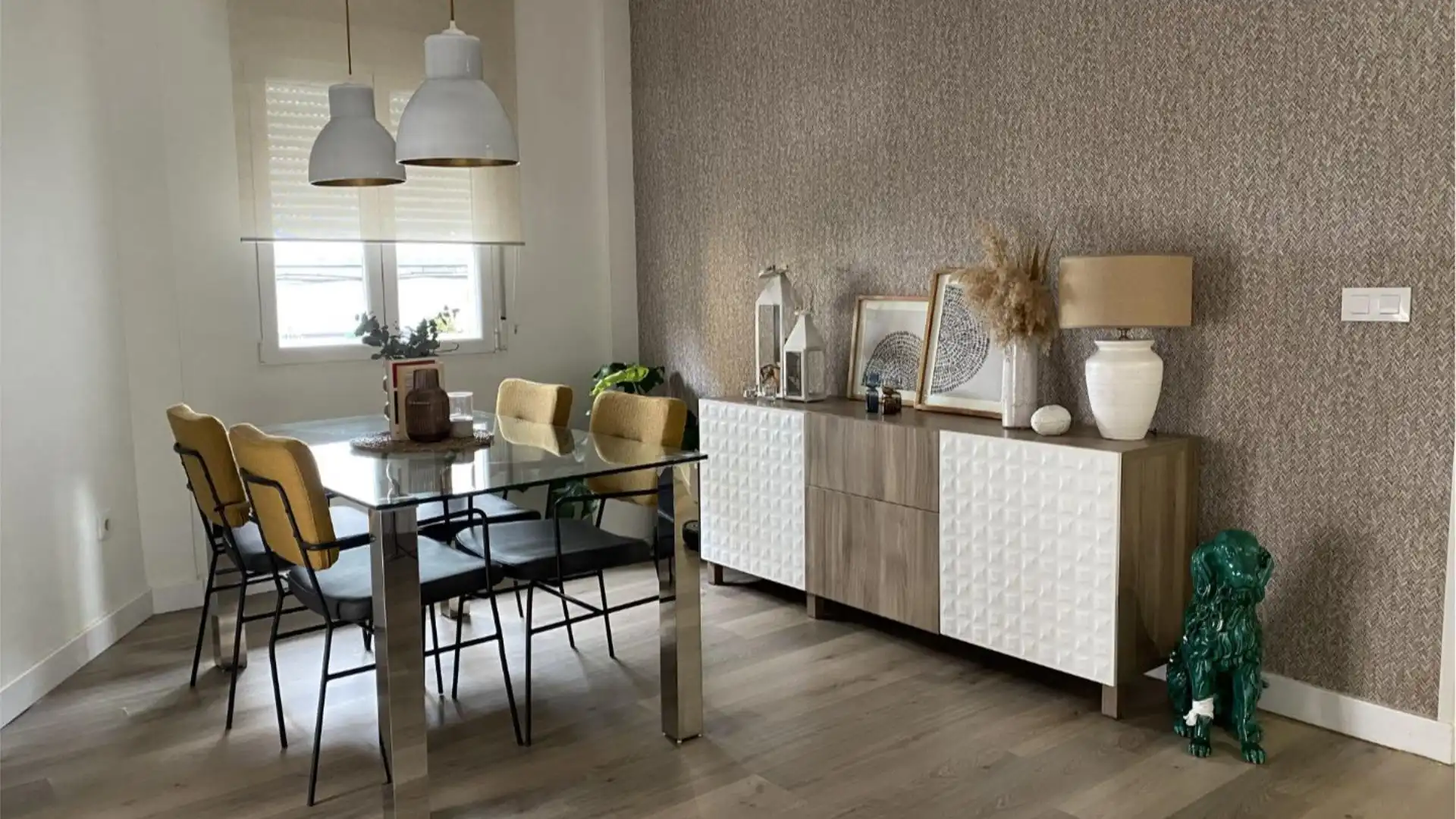 Menjador de Pis en venda en  Jaén Capital amb Aire condicionat, Calefacció i Parquet