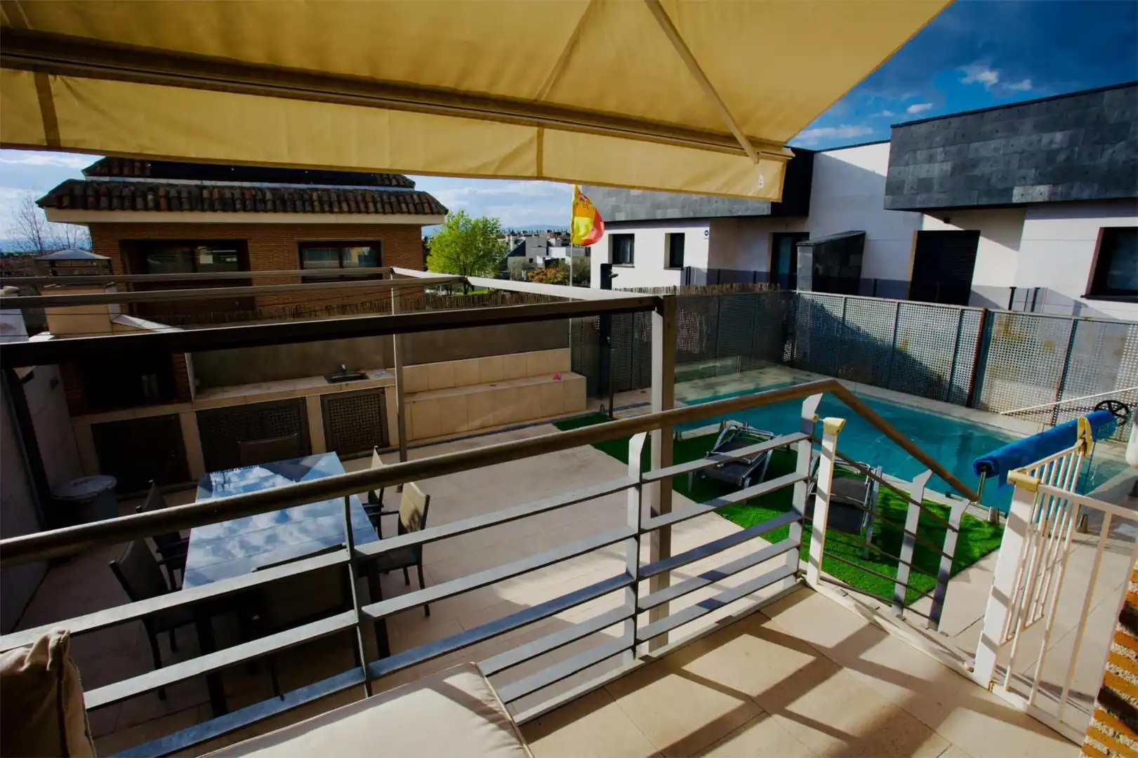 Casa o chalet en venta en Calle Gloria Fuertes, 23, Montecillo Terraza de Casa o chalet en venta en Las Rozas de Madrid con Aire acondicionado, Terraza y Piscina