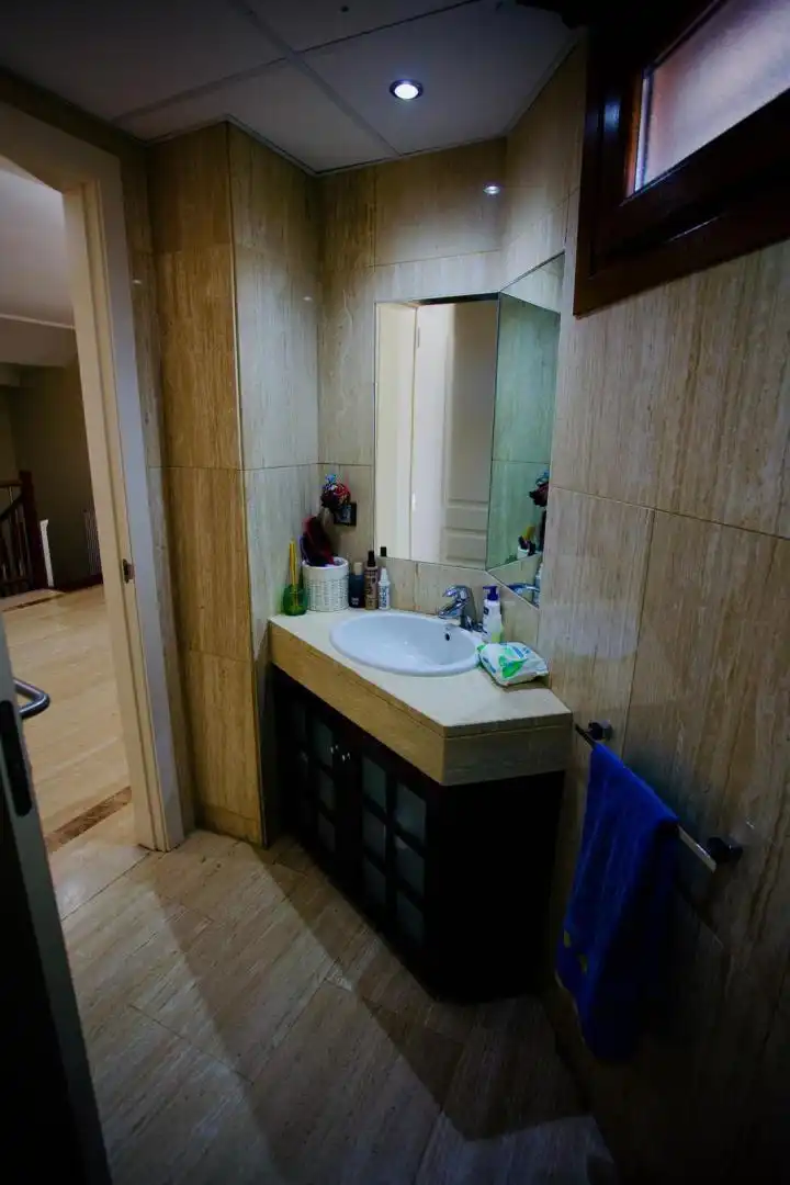 Casa o chalet en venta en Calle Gloria Fuertes, 23, Montecillo Baño de Casa o chalet en venta en Las Rozas de Madrid con Aire acondicionado, Terraza y Piscina