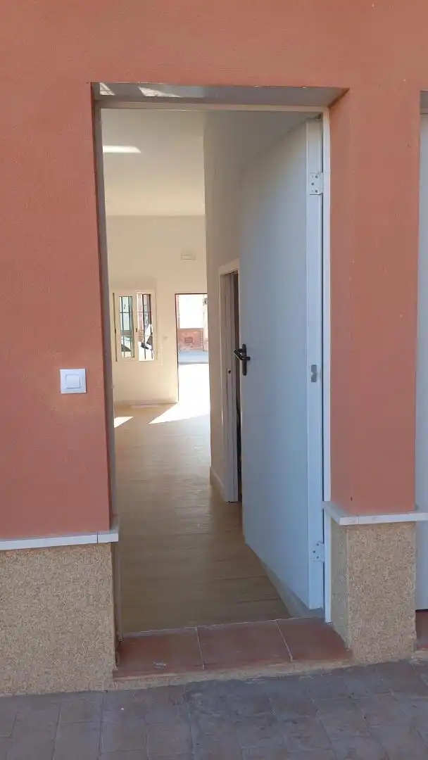 Wohnung zum Verkauf in Calle Camino Hondo, 91, Marchena Wohnung zum Verkauf in Marchena mit Klimaanlage